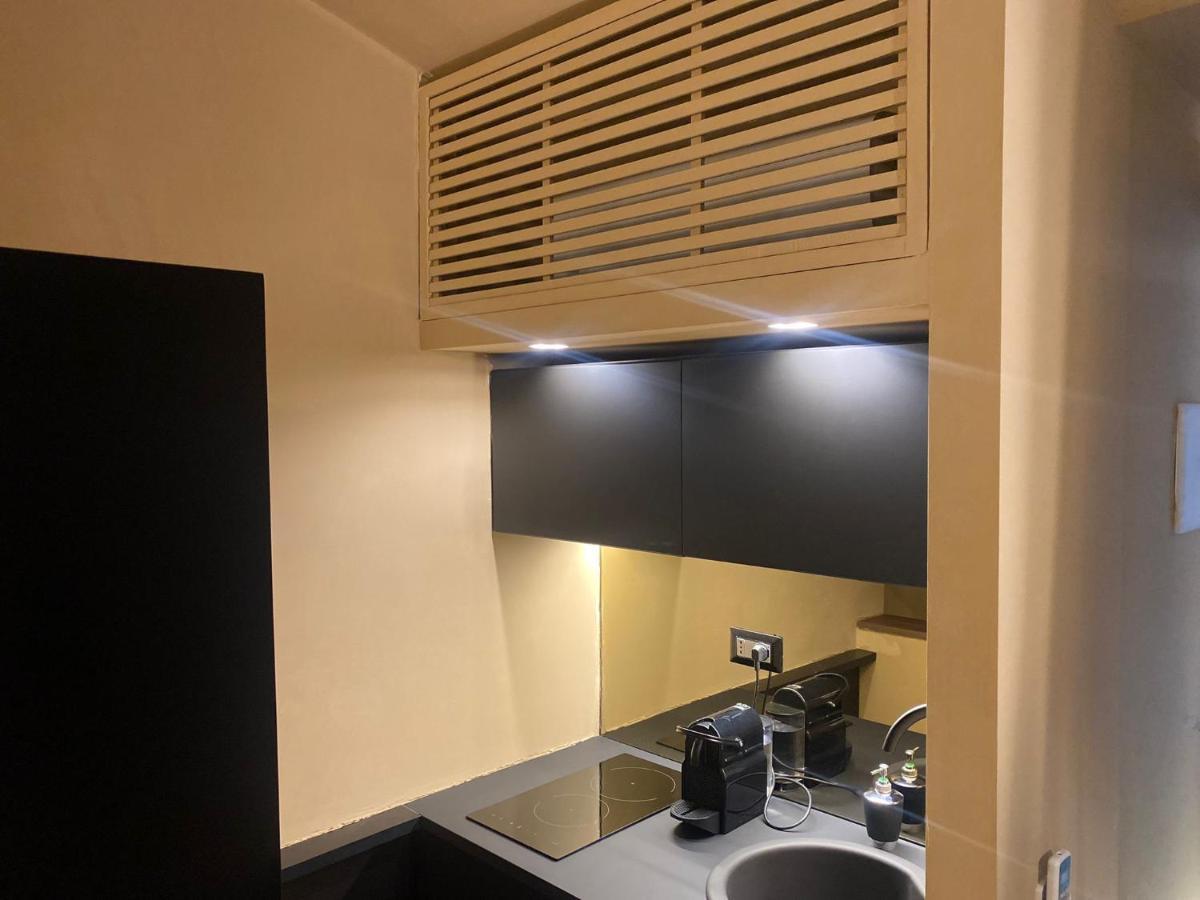 Montesantogroup Suite House Nel Centro Di Napoli Esterno foto